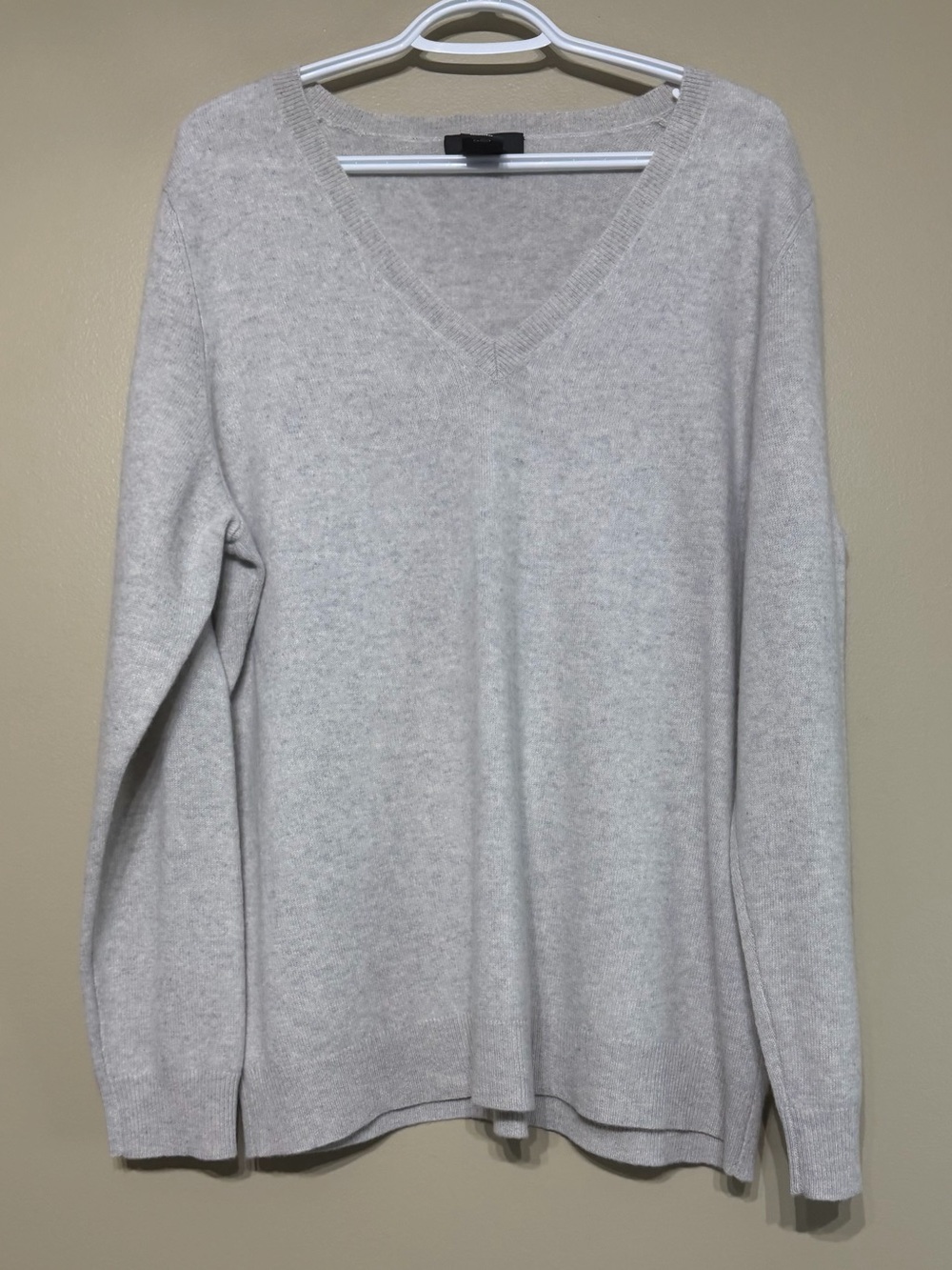 Lord + Taylor 100% Cashmere V Neck Sweater